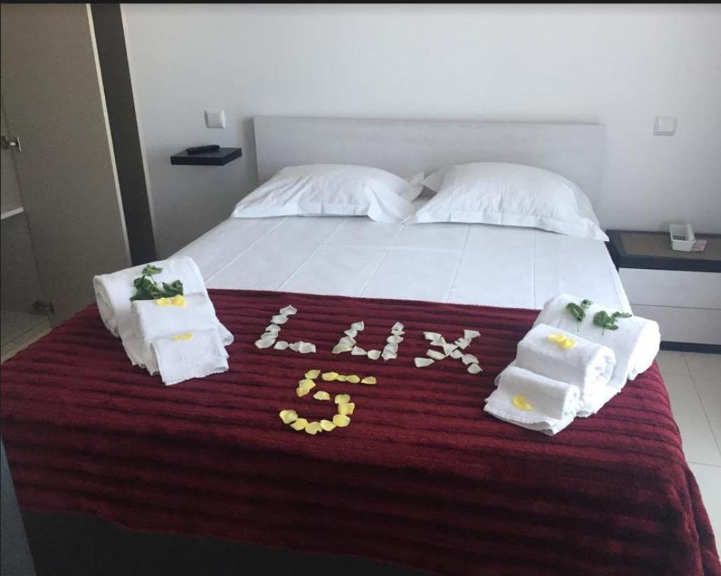 Hotel Peralux Zewnętrze zdjęcie